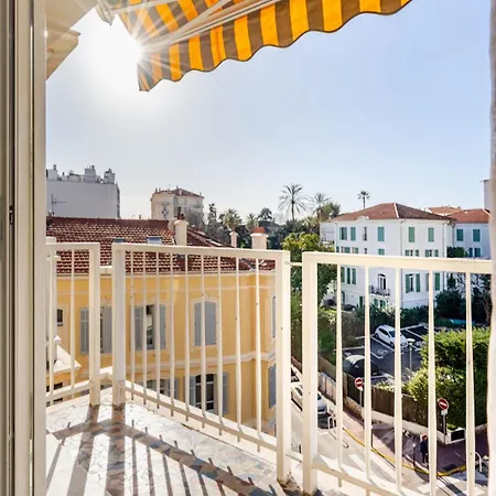 Upscale With Panoramic Balcony * Cannes