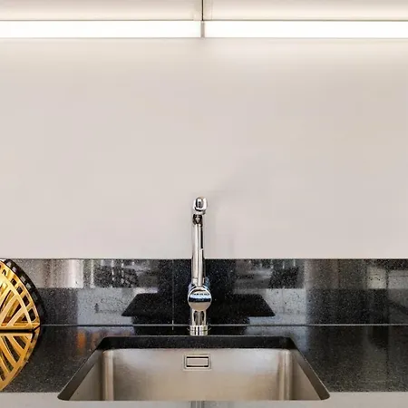 Upscale With Panoramic Balcony Appartamento *